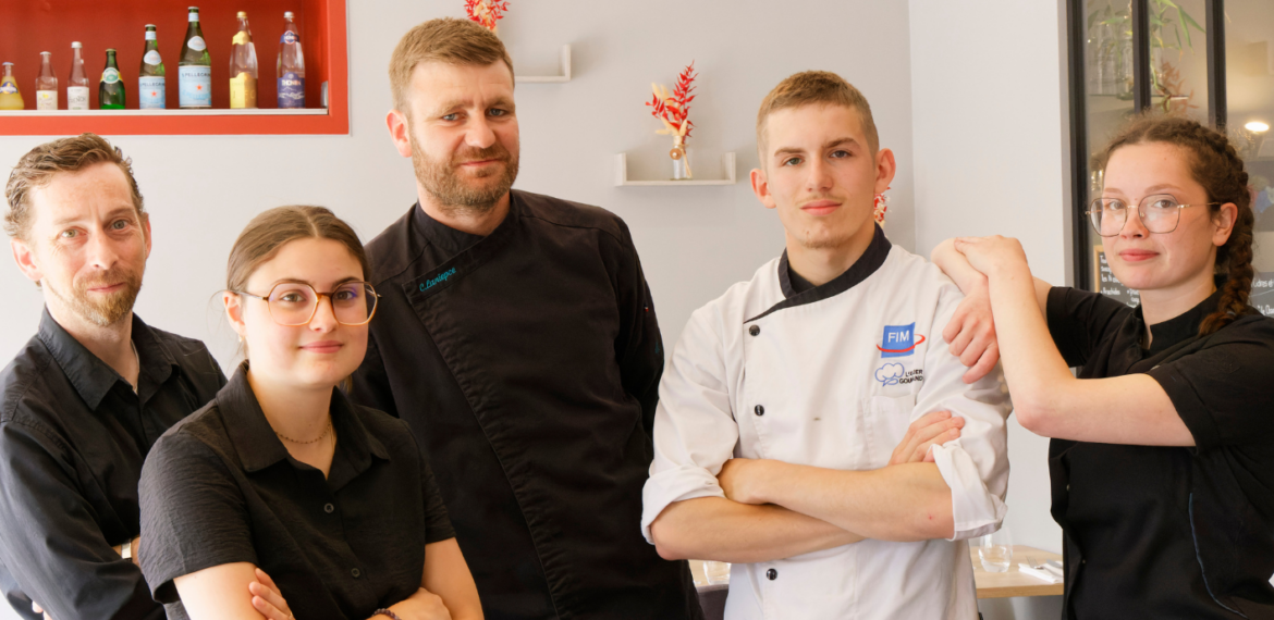 Restaurant Le Pois Gourmand - RESTAURANT LE POIS GOURMAND EQUIPE